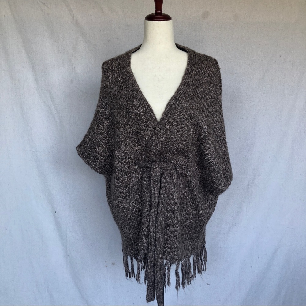 Ava brown boho poncho sweater tie closure with fringe detail on the hem size M